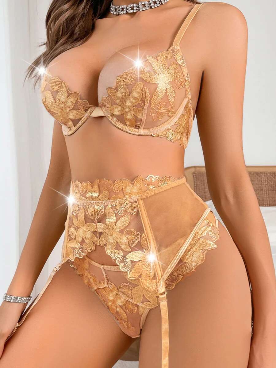 Yeni Üç Parçalı Eğlenceli Set  - Embroidery Gold incelemesi ve fiyatı