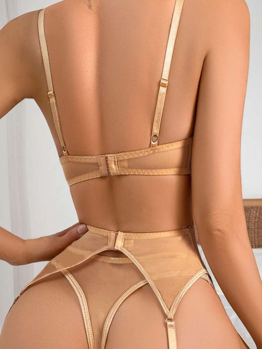 Yeni Üç Parçalı Eğlenceli Set  - Embroidery Gold incelemesi ve fiyatı